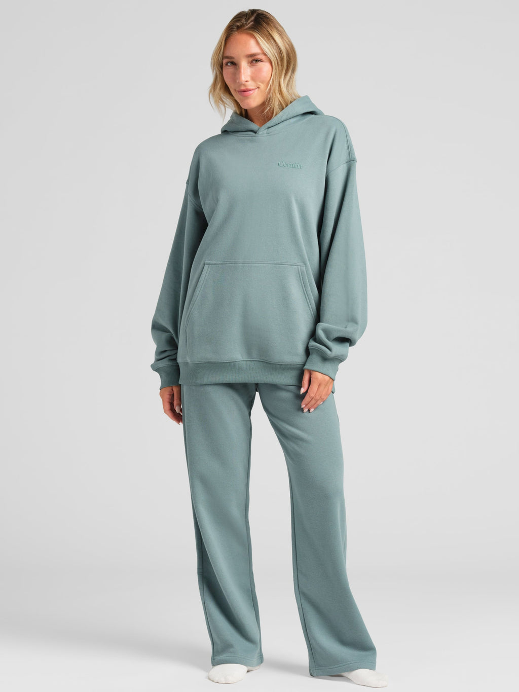 Halo Lightweight Hoodie – Mega