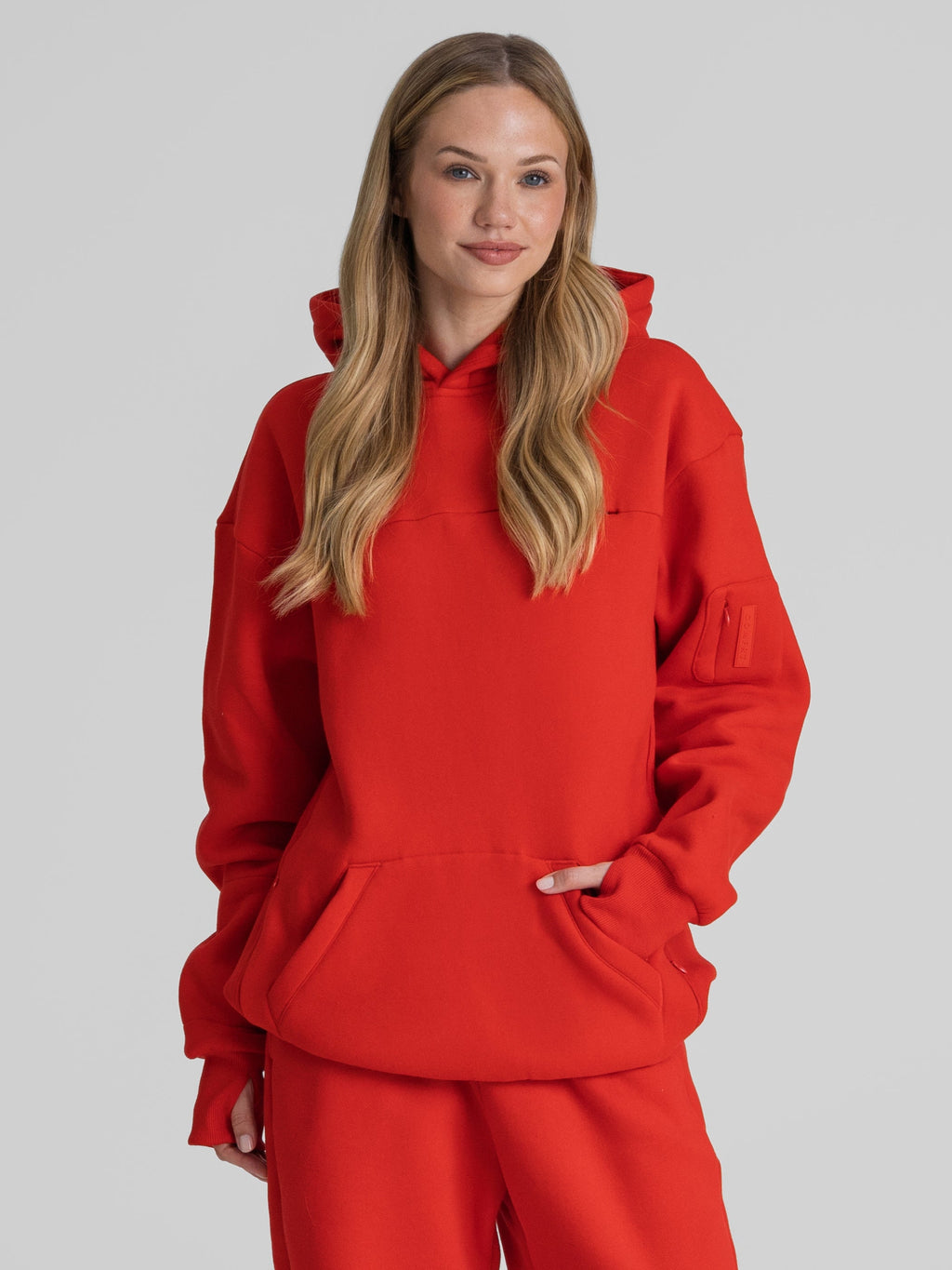 Explorer Travel Hoodie – Mega