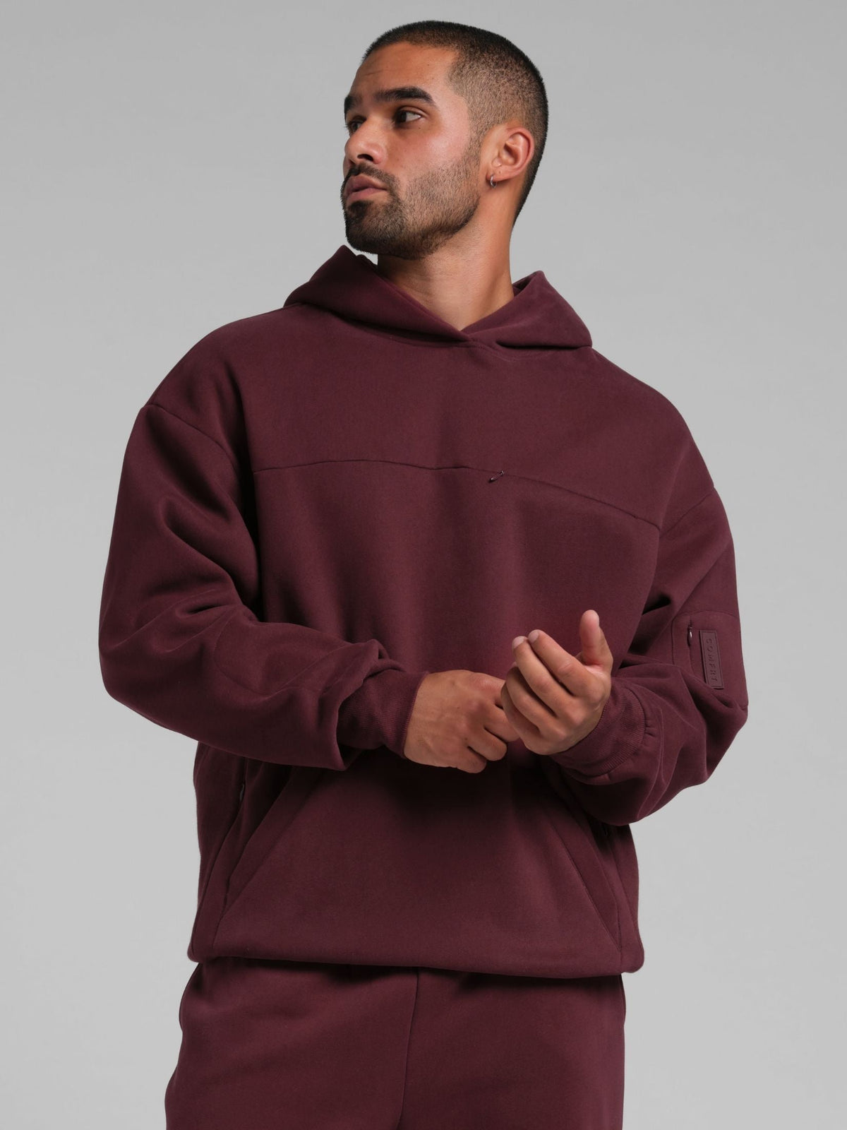 Explorer Travel Hoodie – Mega