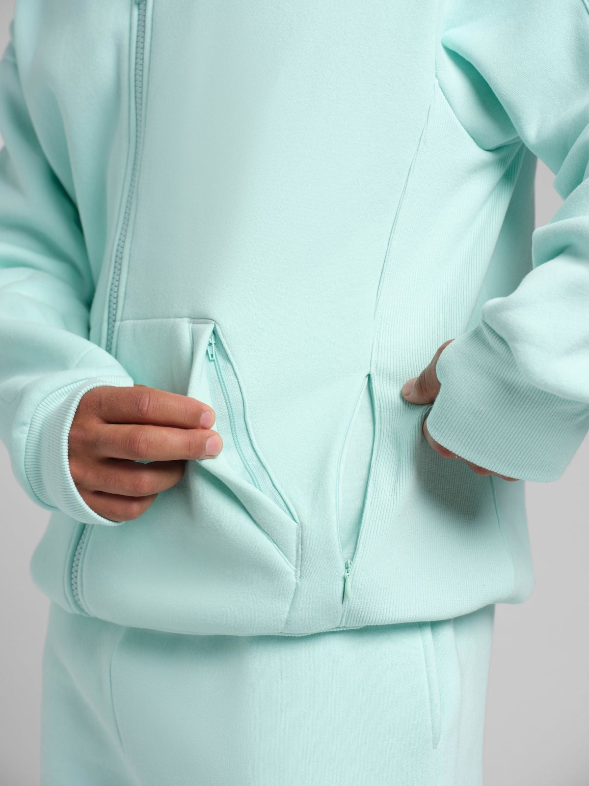 Explorer Travel Zip Hoodie – Mega