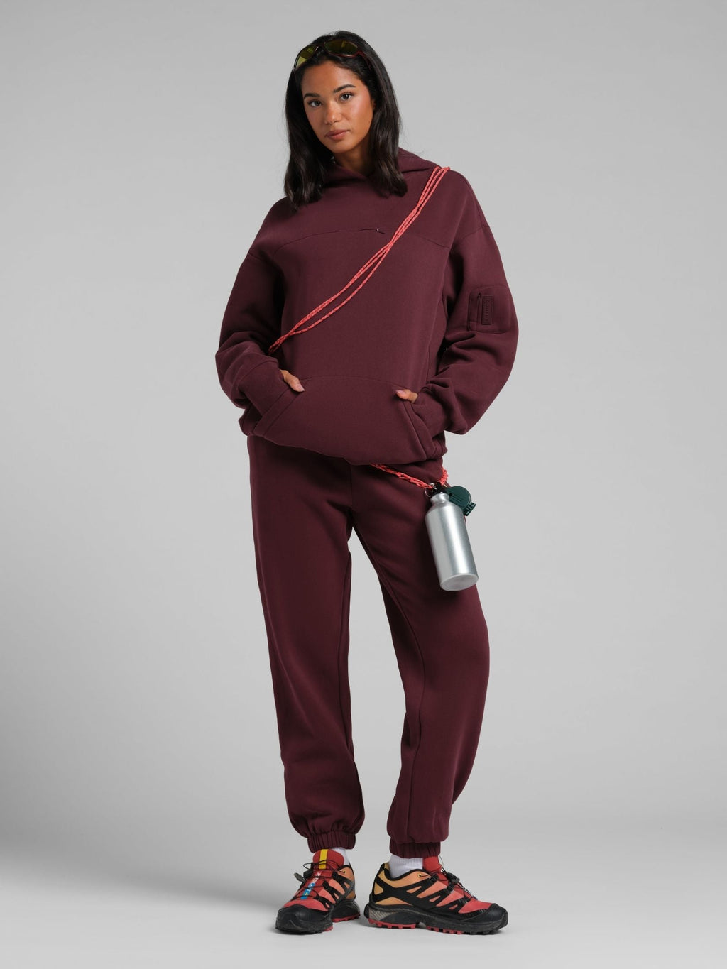 Explorer Travel Hoodie – Mega