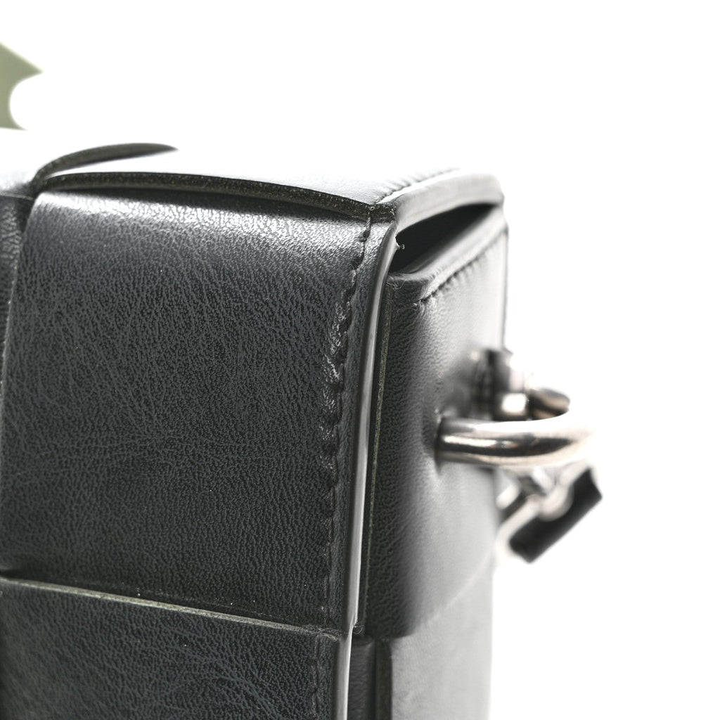 Calfskin Maxi Intreccio Cassette With Strap Bag Dark Green