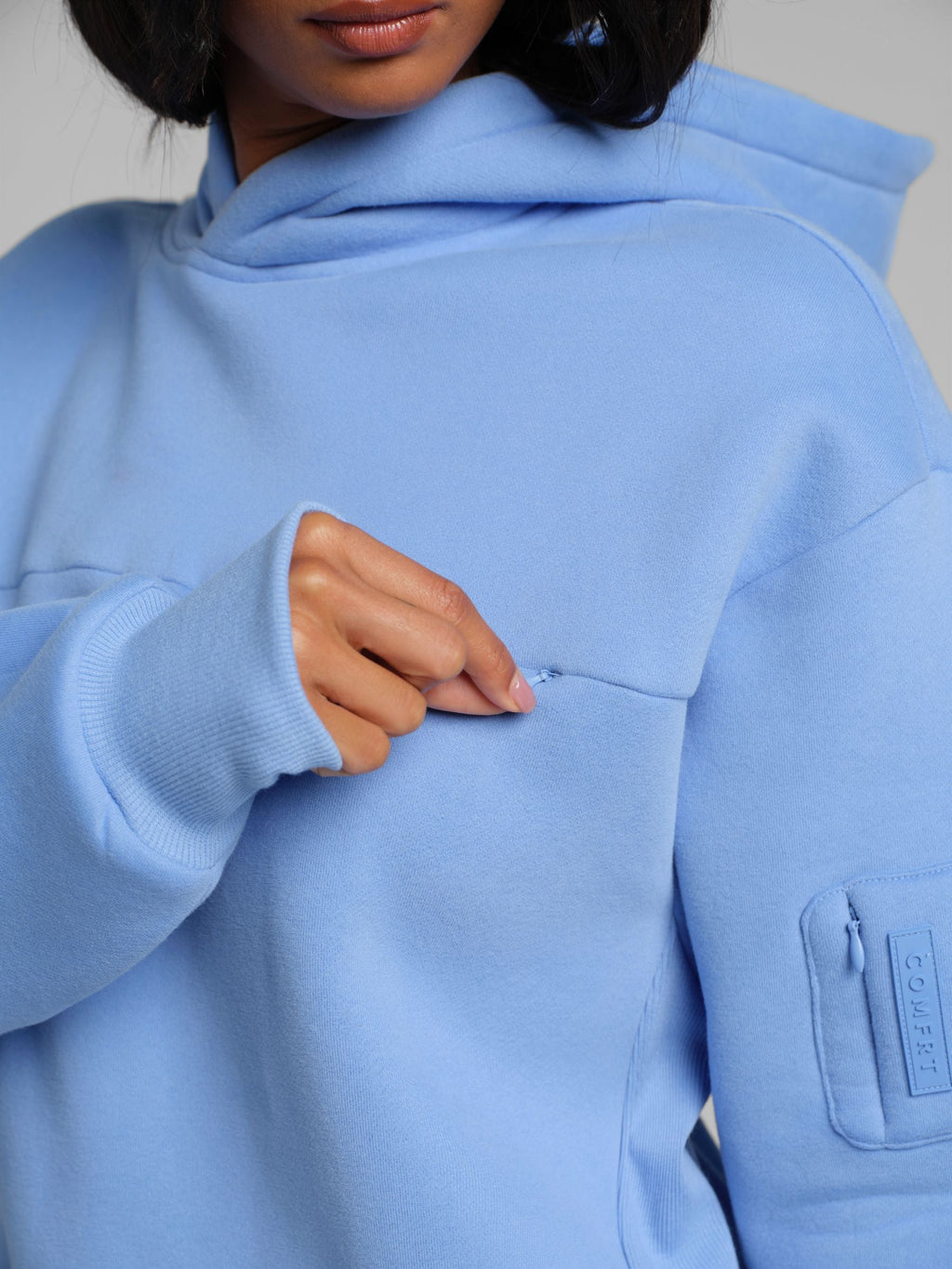 Explorer Travel Hoodie – Mega