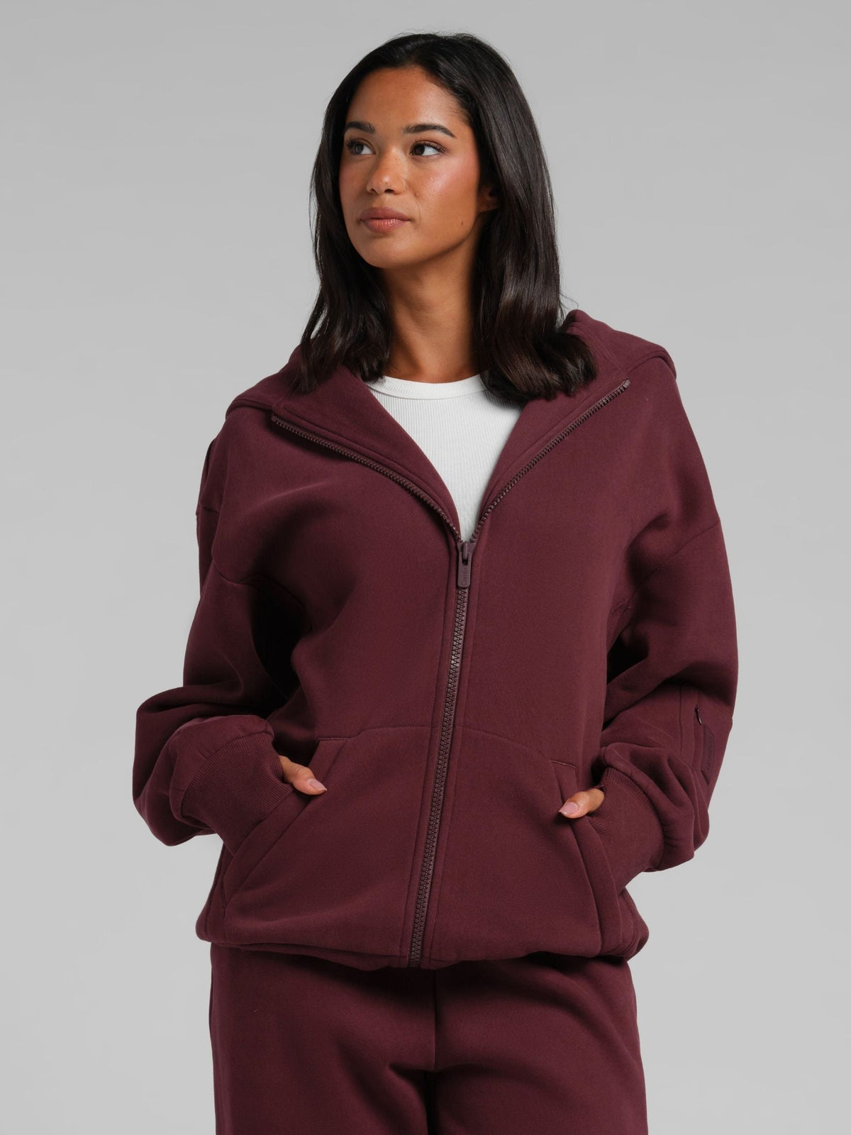 Explorer Travel Zip Hoodie – Mega