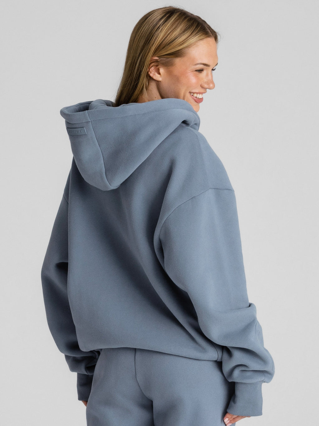 Explorer Travel Hoodie – Mega