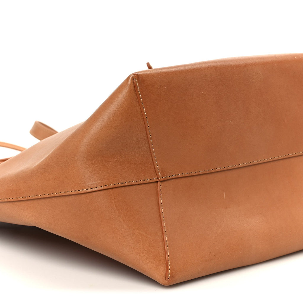 Vegetable Tanned Calfskin Bucket Bag Cammello Royal