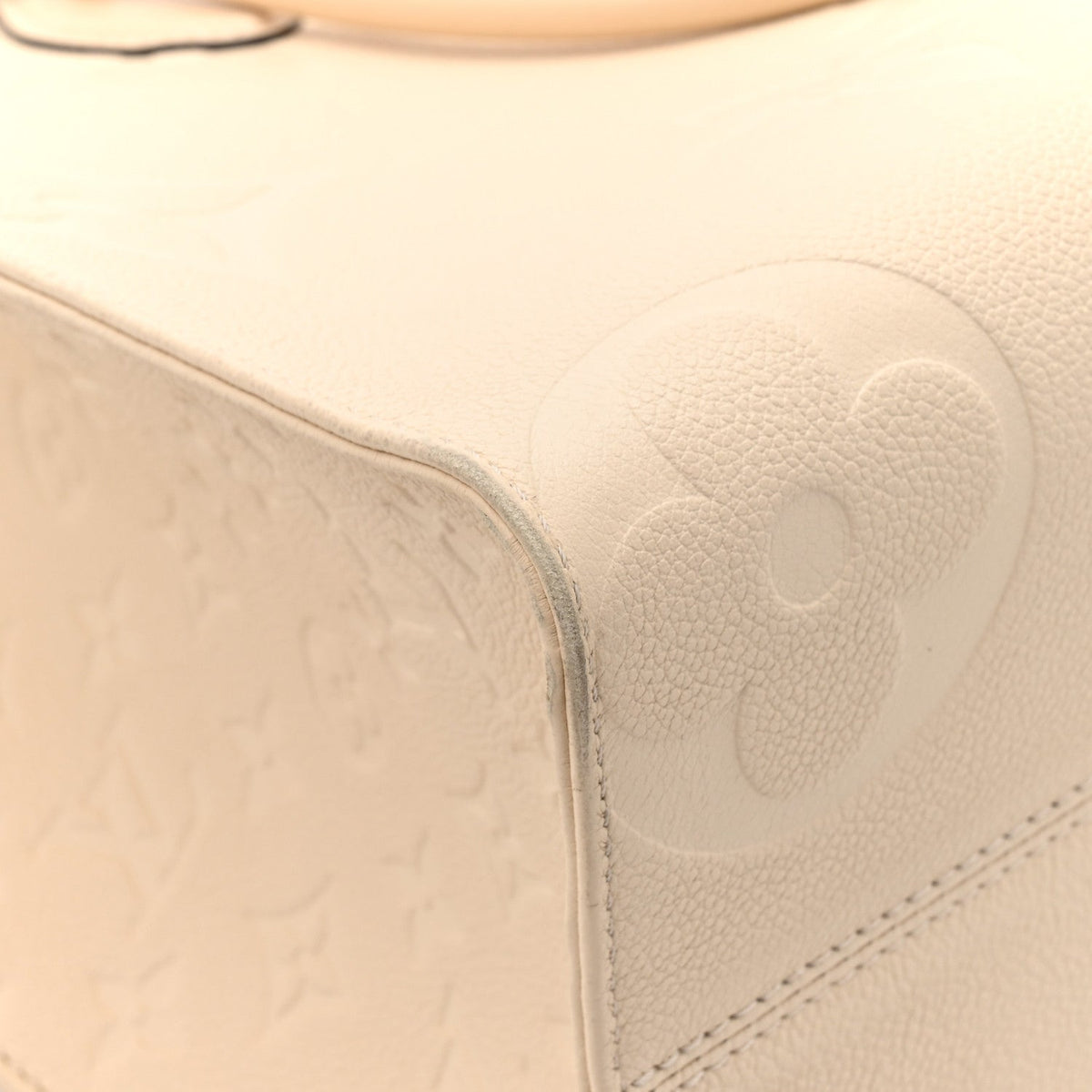 Empreinte Monogram Giant Onthego PM Cream Beige