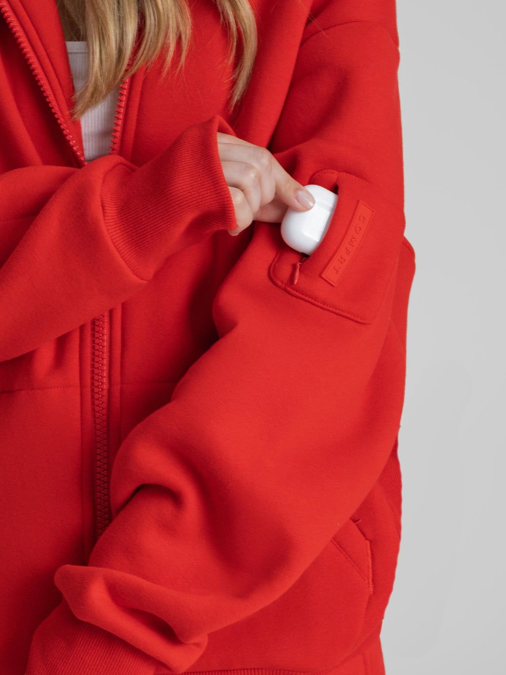 Explorer Travel Zip Hoodie – Mega