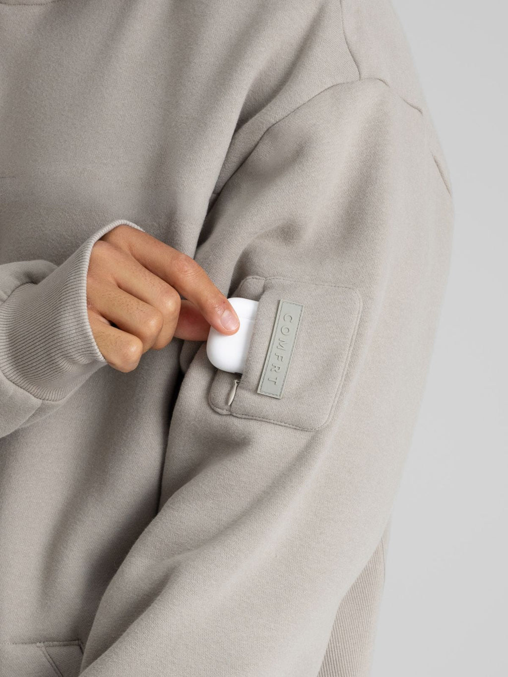 Explorer Travel Zip Hoodie – Mega