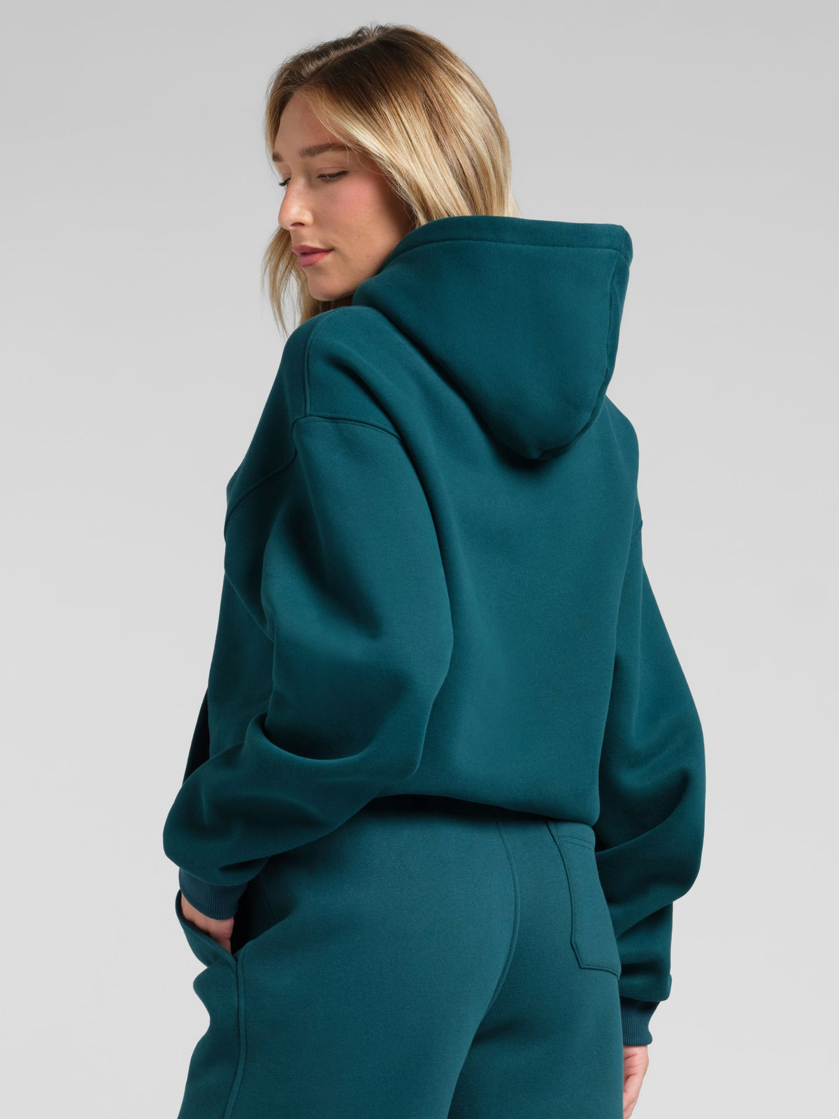 Minimalist Hoodie – Mega