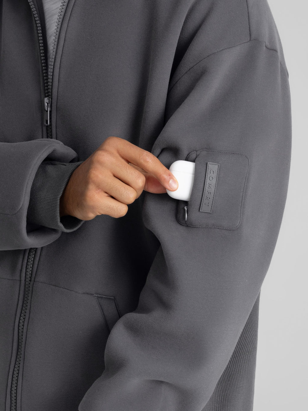Explorer Travel Zip Hoodie – Mega