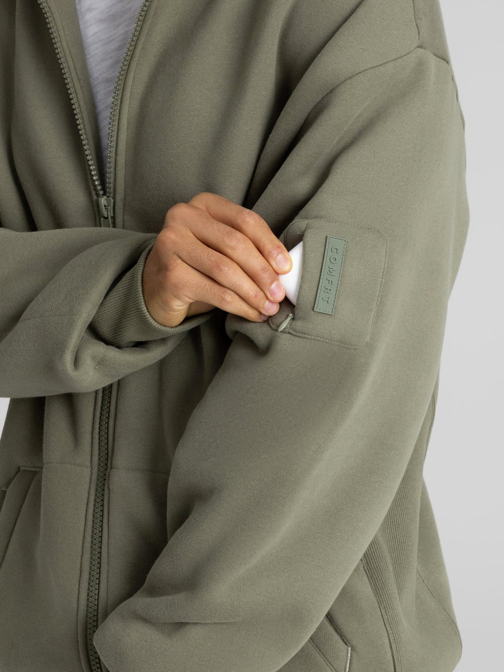 Explorer Travel Zip Hoodie – Mega