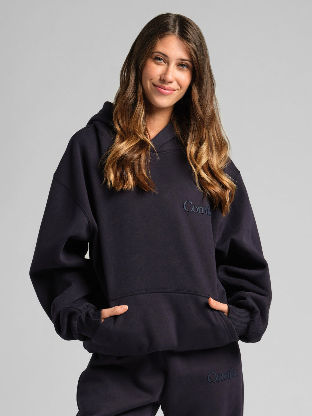 Minimalist Hoodie – Mega