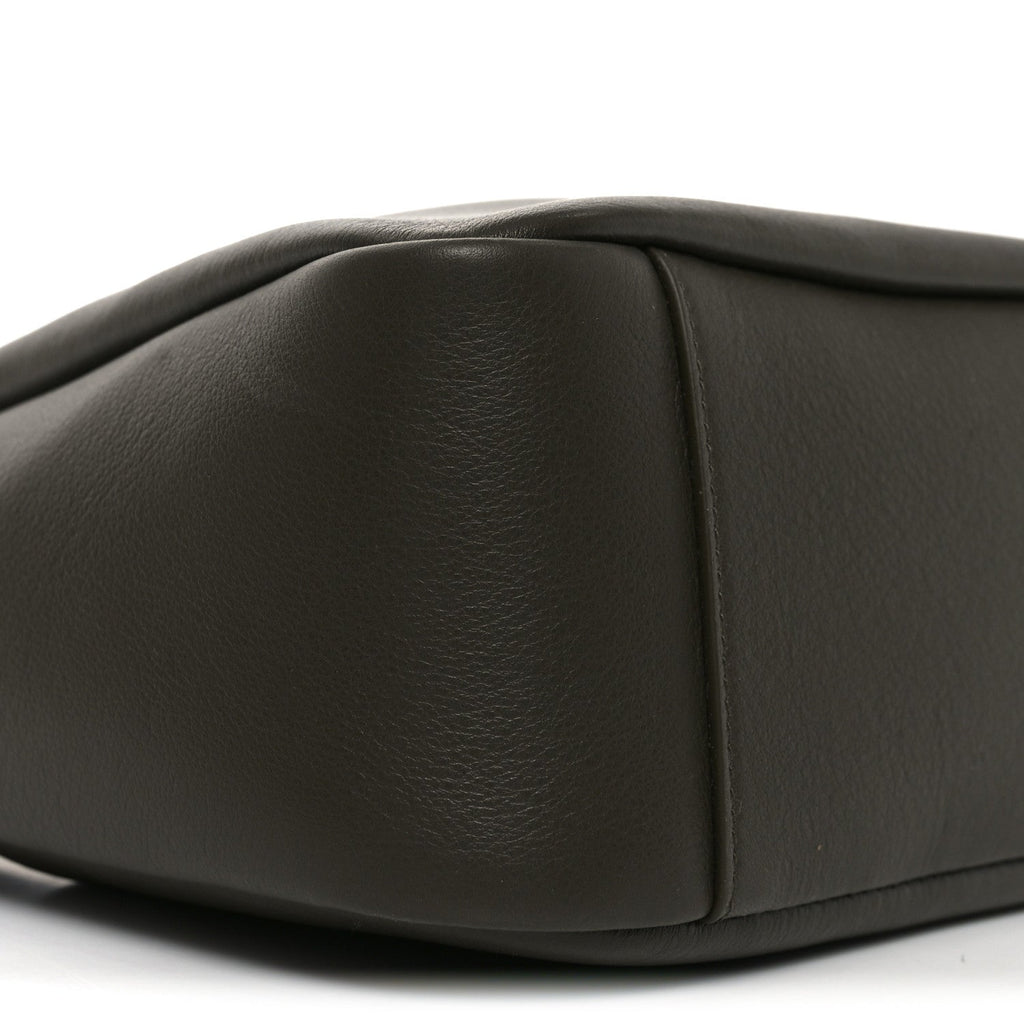 Supple Calfskin Small Le 5 A 7 Soft Hobo Light Musk