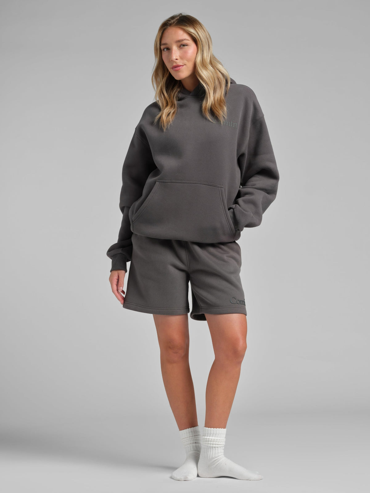 Minimalist Hoodie – Mega