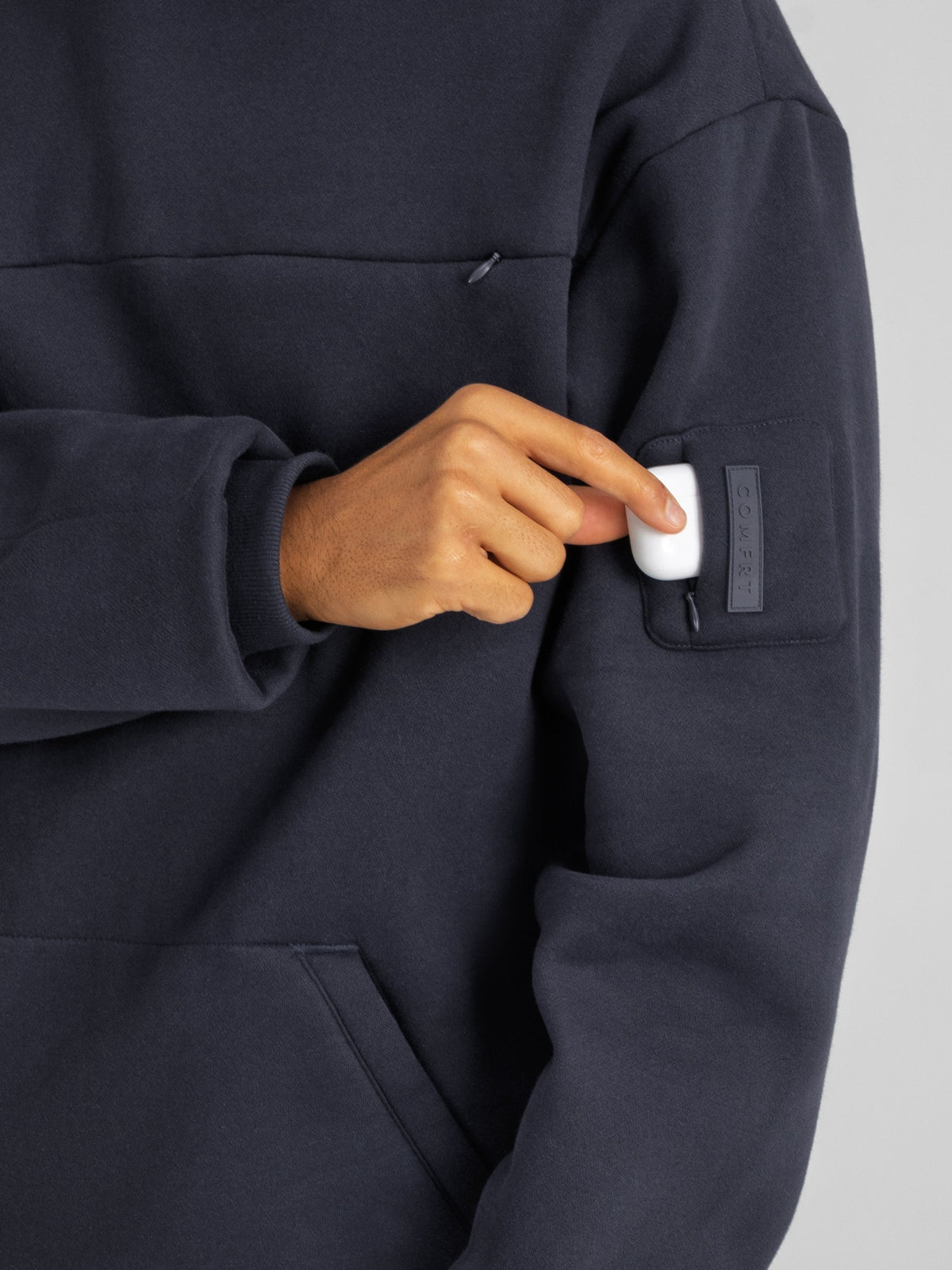 Explorer Travel Hoodie – Mega