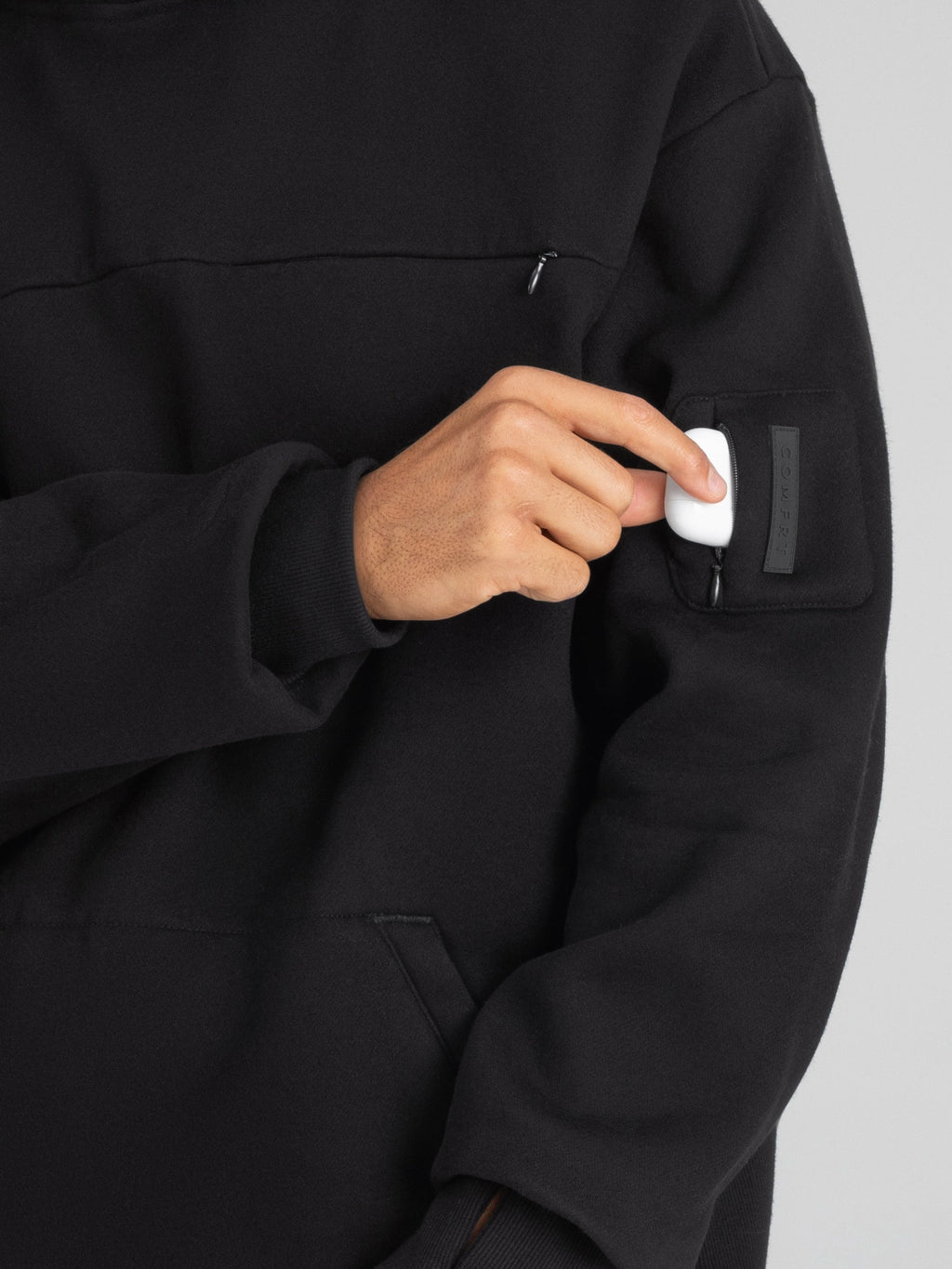 Explorer Travel Hoodie – Mega