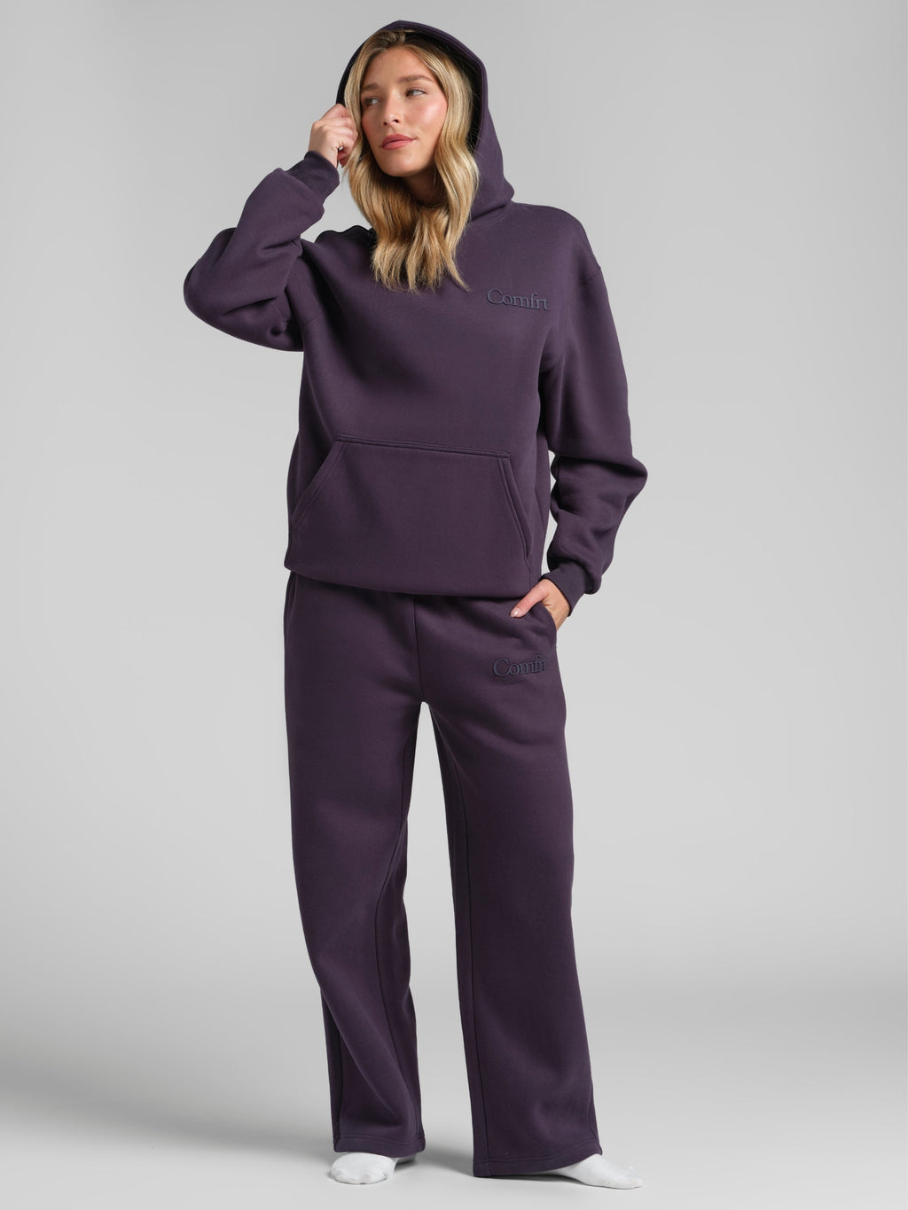 Minimalist Hoodie – Mega