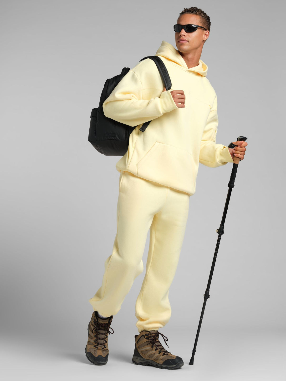 Explorer Travel Hoodie – Mega