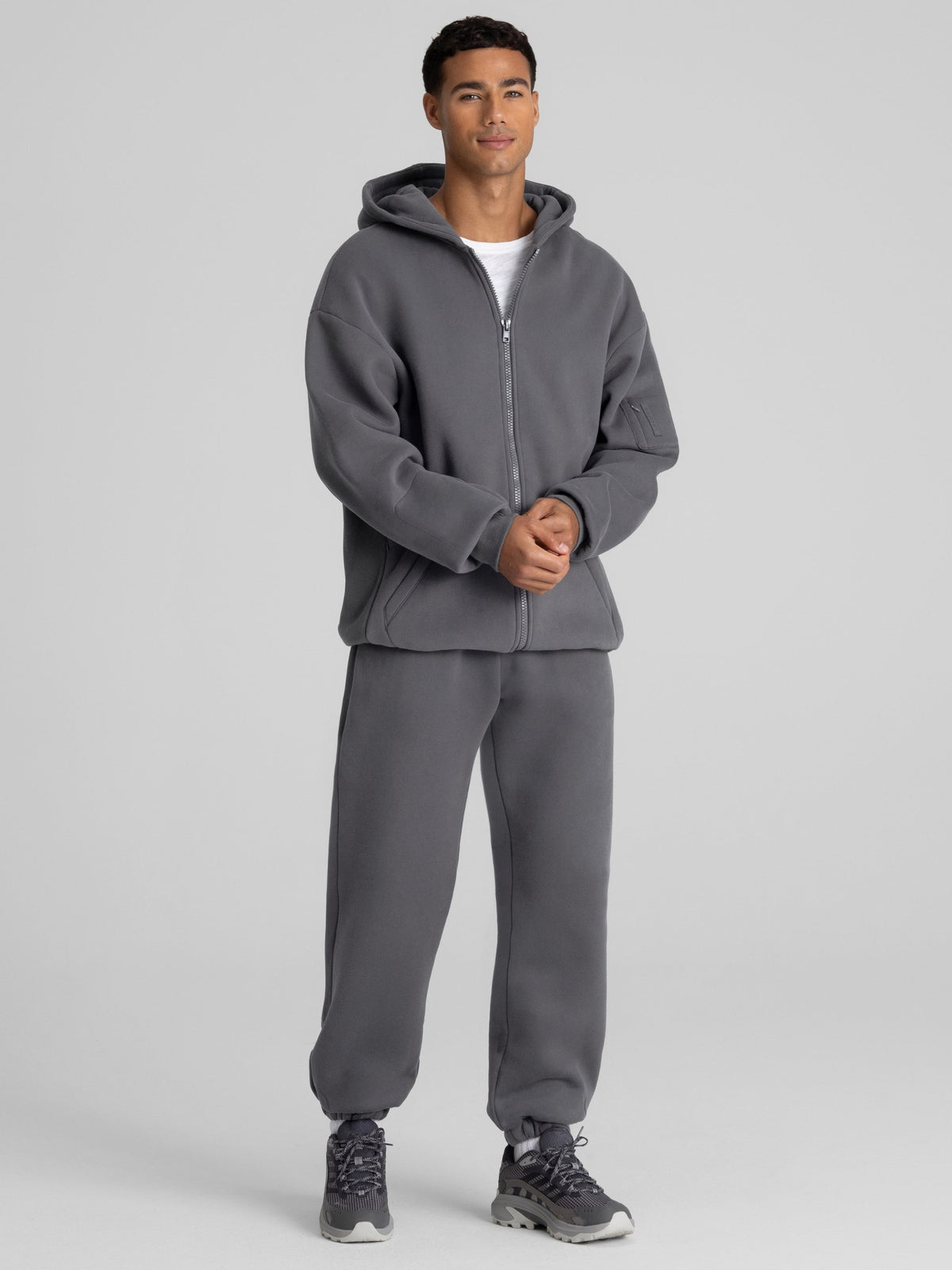 Explorer Travel Zip Hoodie – Mega