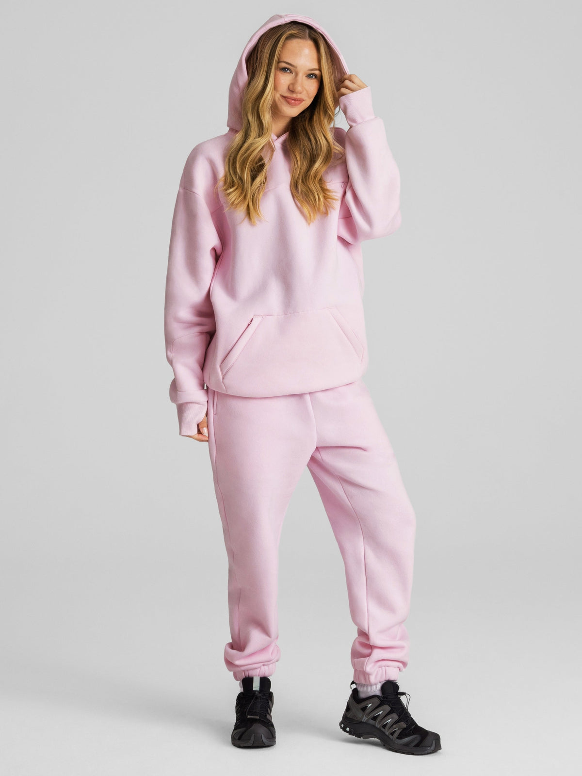 Explorer Travel Hoodie – Mega