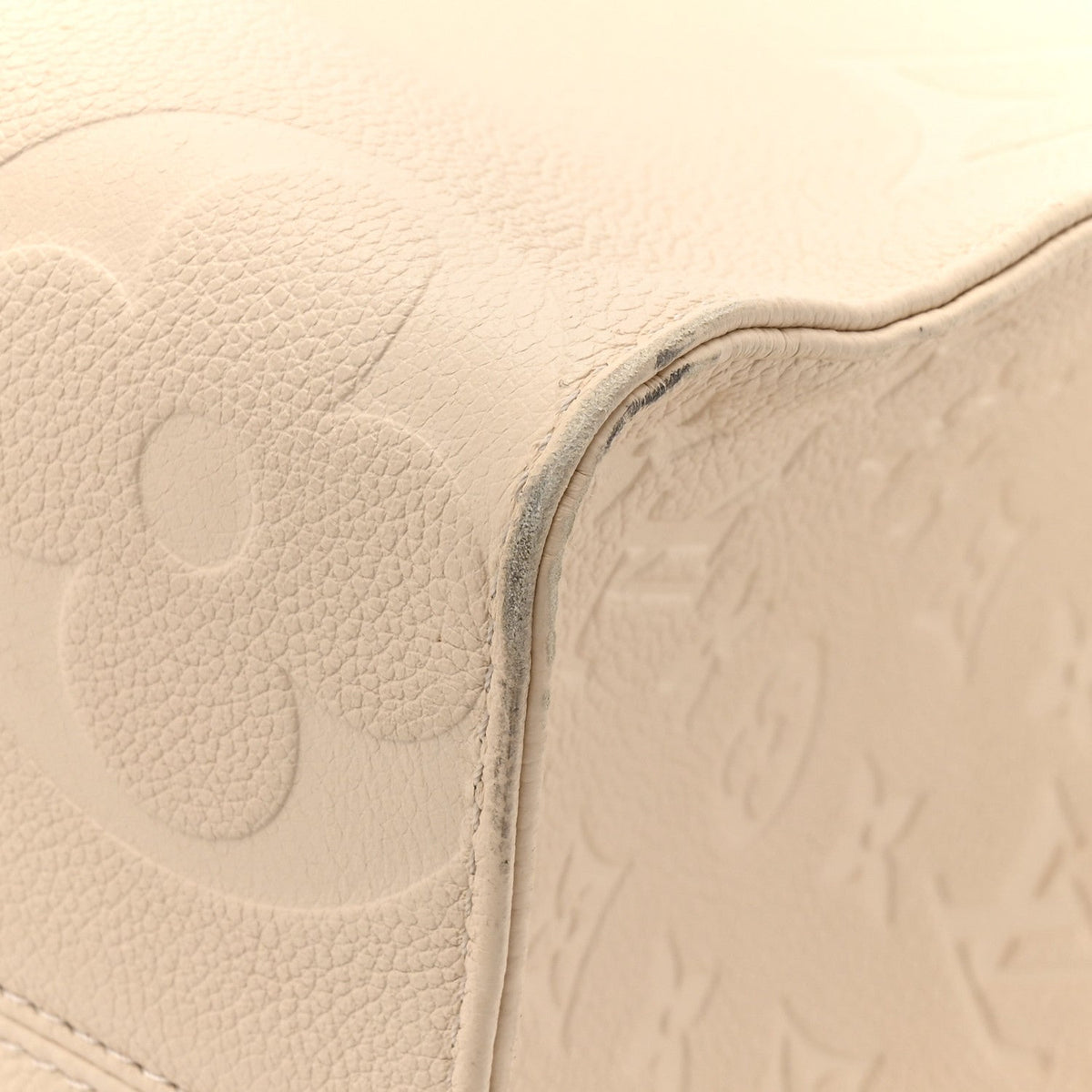 Empreinte Monogram Giant Onthego PM Cream Beige