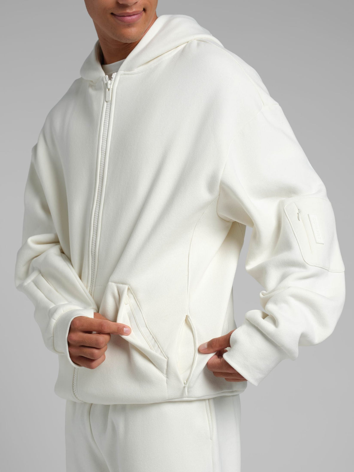 Explorer Travel Zip Hoodie – Mega