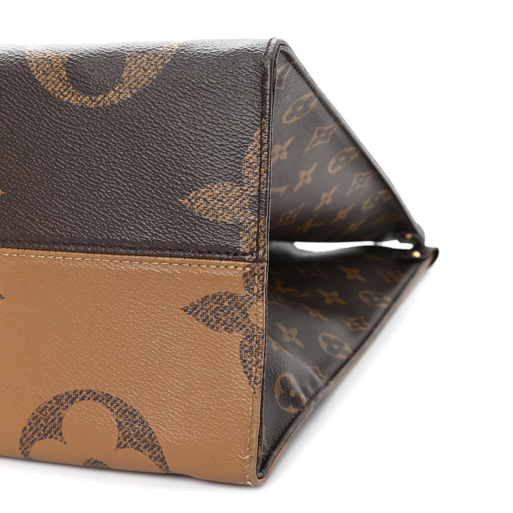 Reverse Monogram Giant Onthego GM