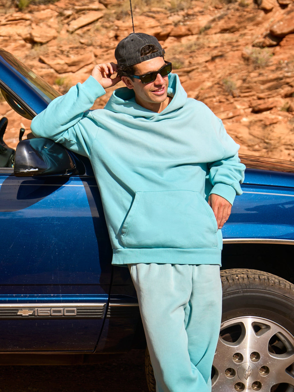 Sunwashed Hoodie – Mega