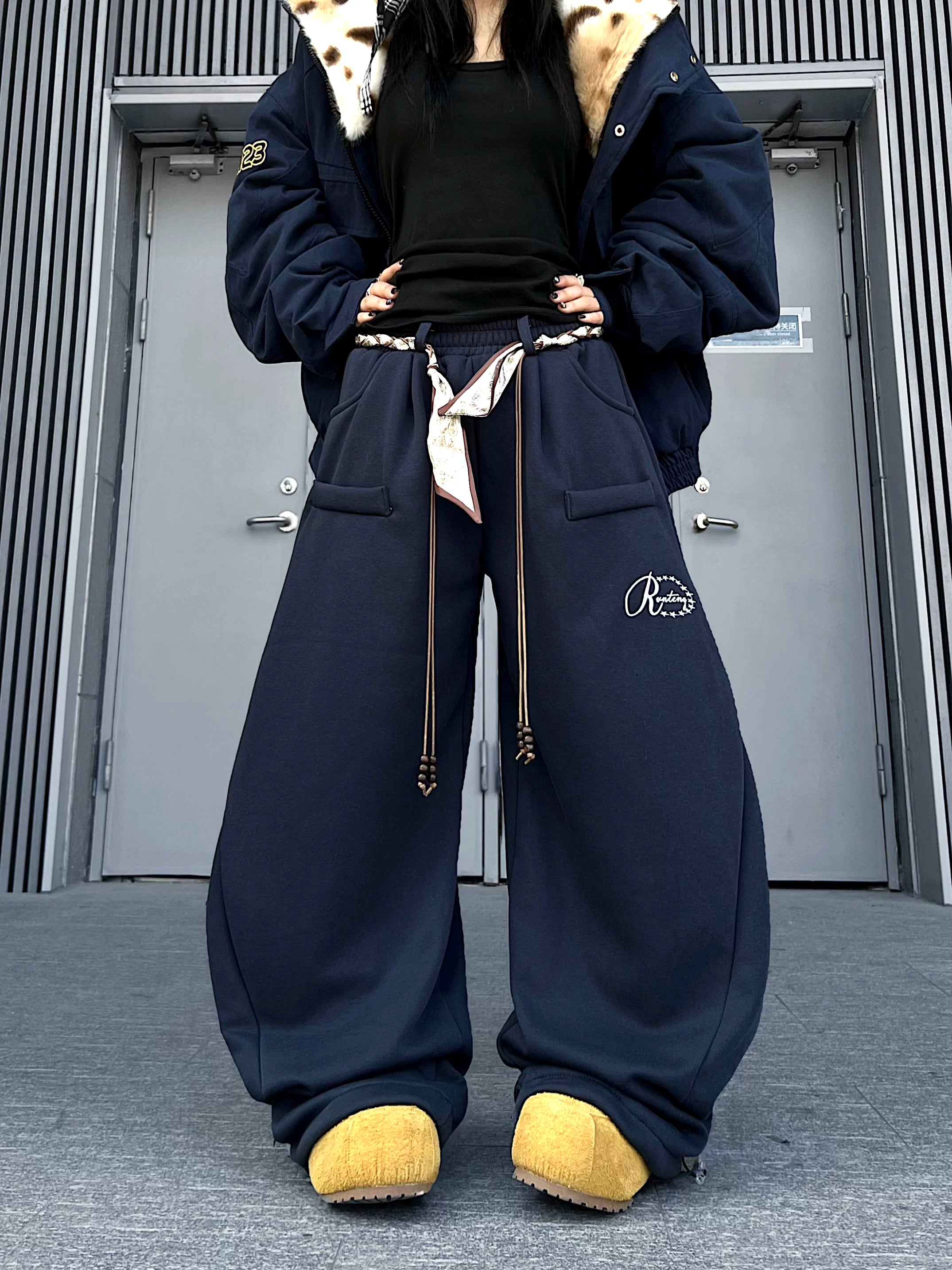 TR BRUSHHIFT American scarves, waistbands, flannel, curved sword guard pants, jazz dance style, wide leg casual pants, trendy