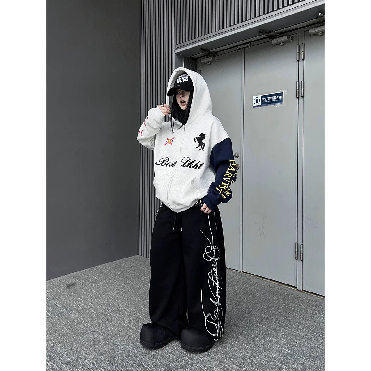 TR BRUSHHIFT American Street Letter Embroidered Curved Knife Casual Pants Loose Drop Dance Wide Leg Pants