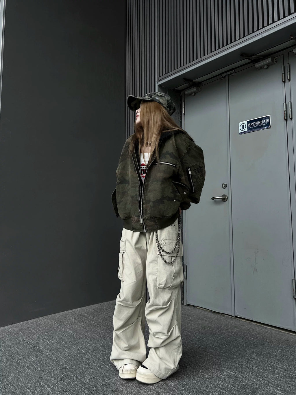 TR BRUSHHIFT American retro multi pocket paratrooper work pants niche loose pleated wide leg casual pants