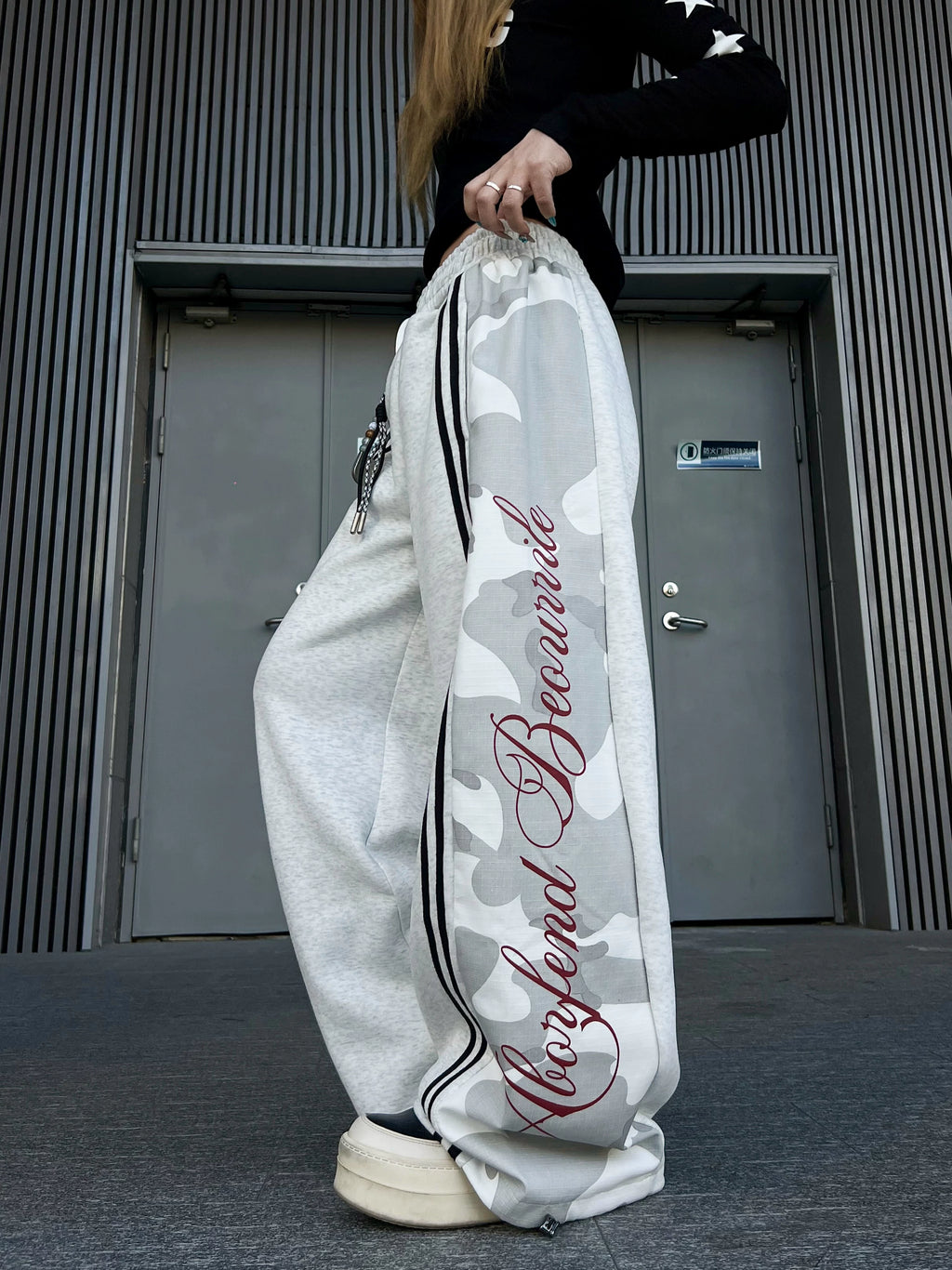 TR BRUSHHIFT American Street Splicing Camouflage Striped Bent Knife Guard Pants Loose Floor Dragging Wide Leg Casual Pants