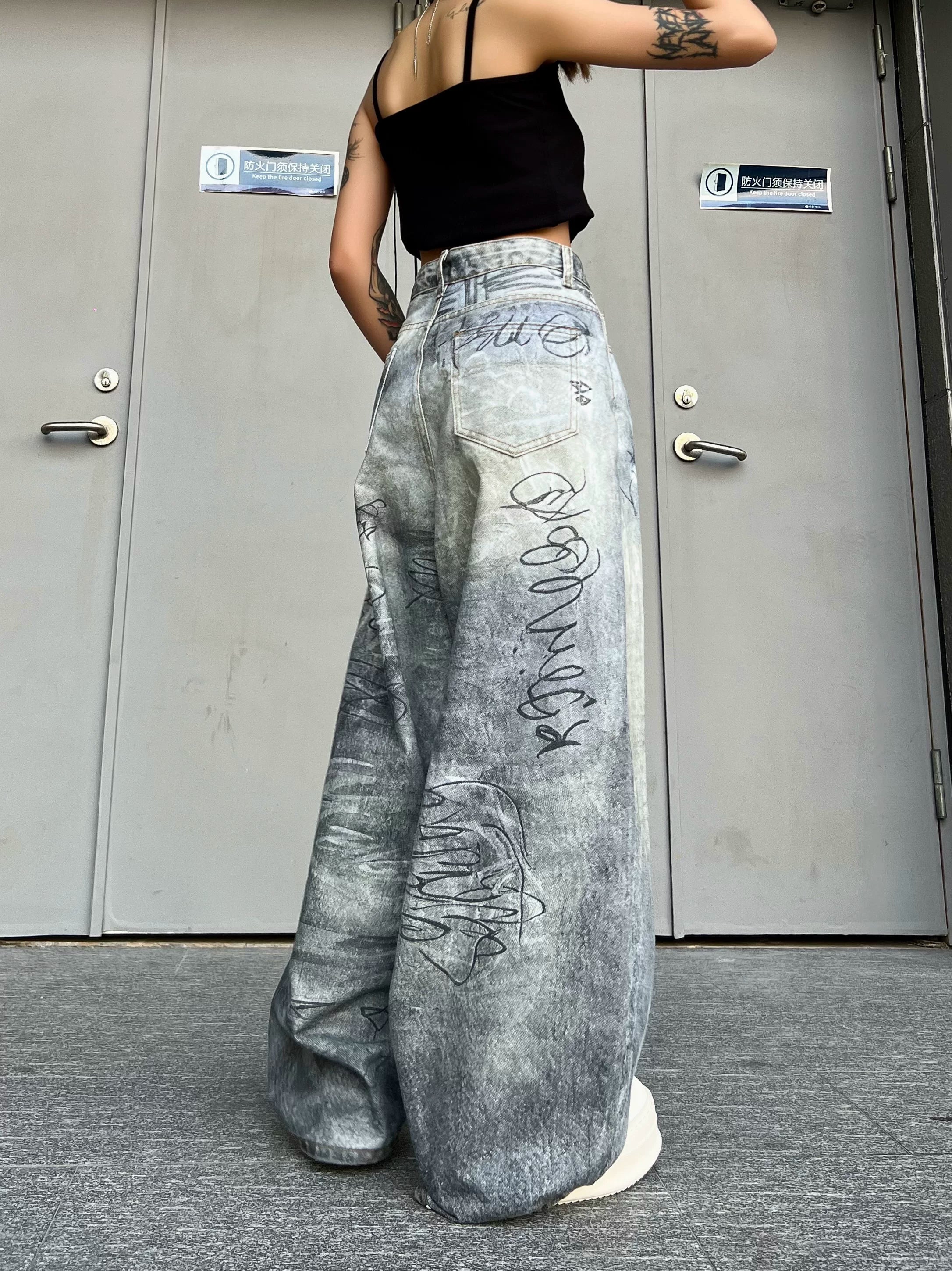 TR BRUSHHIFT American Graffiti Street Jeans, Washed and Used, Loose Wide Leg, Floor Bending Knife Pants