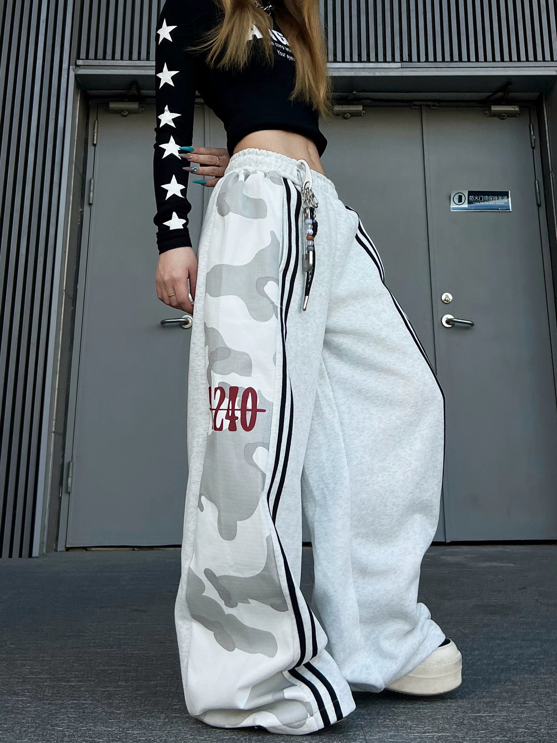 TR BRUSHHIFT American Street Splicing Camouflage Striped Bent Knife Guard Pants Loose Floor Dragging Wide Leg Casual Pants