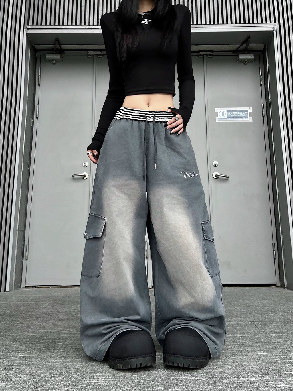 TR BRUSHHIFT American washed distressed elastic jeans for men and women, loose wide leg work pants trendy on the streets