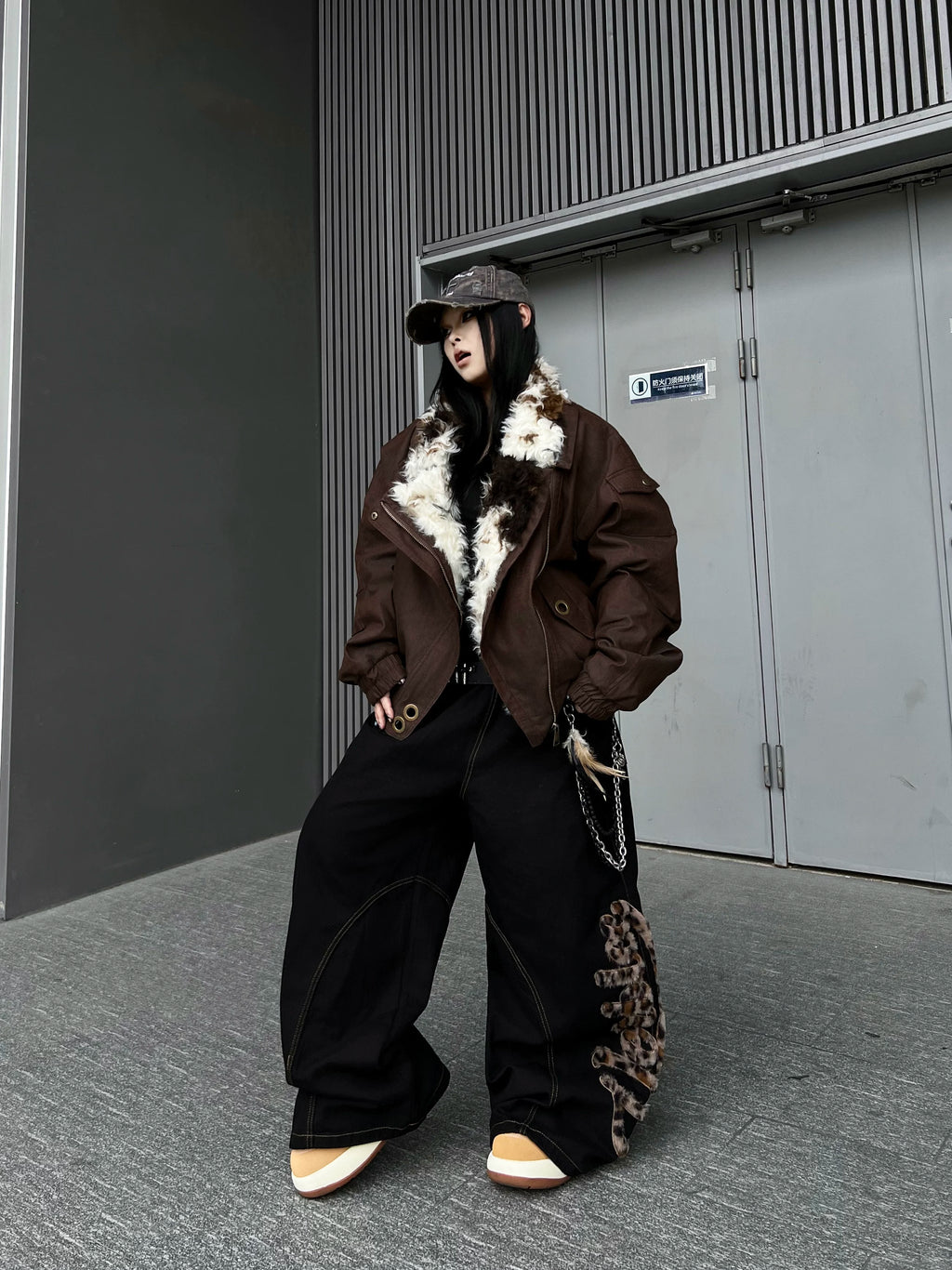TR BRUSHHIFT American retro embroidered leopard print plush jeans loose jazz dance curved knife wide leg pants