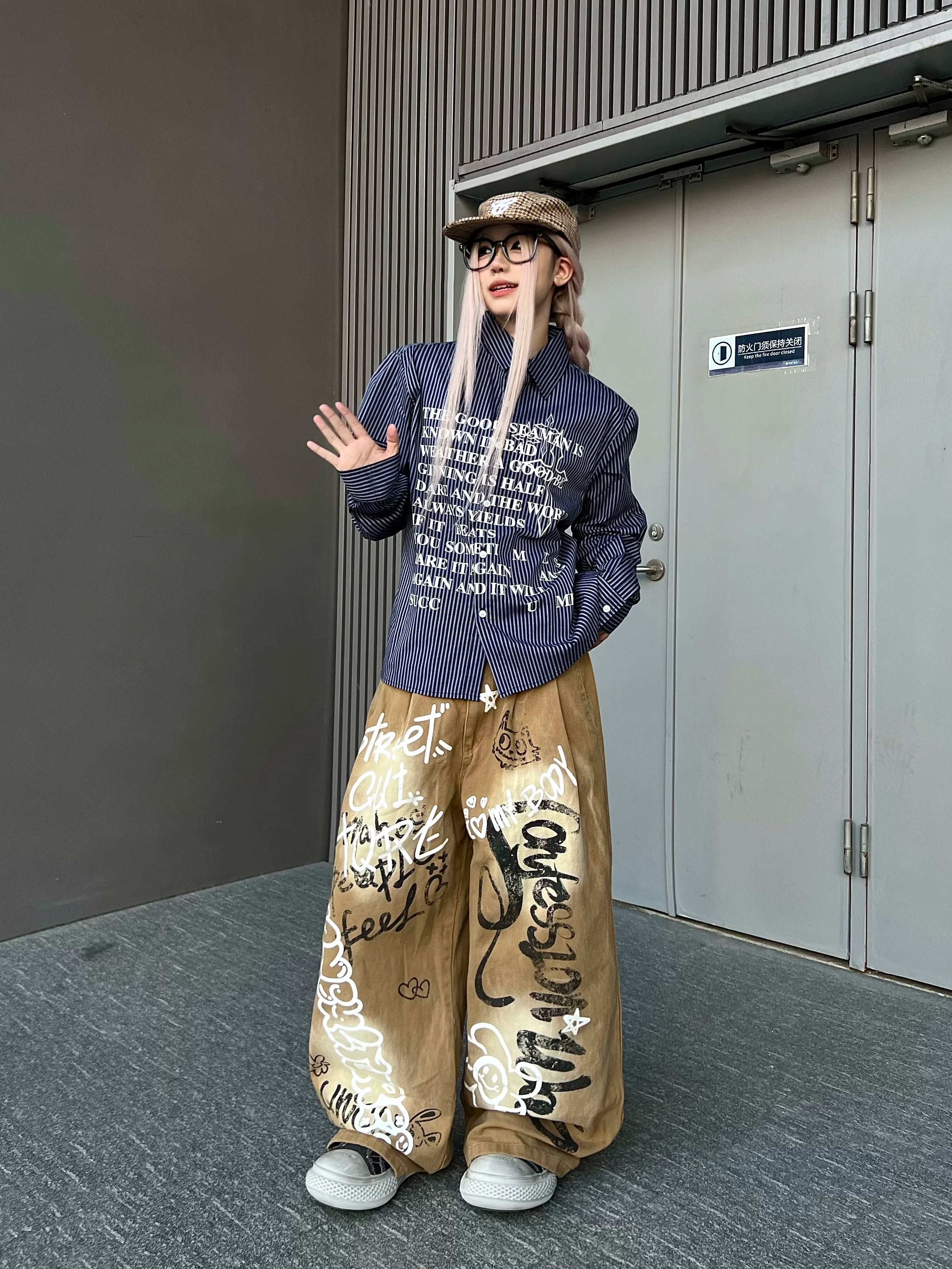 TR BRUSHSHIFT American China-Chic Distressed Wash Graffiti Jeans Vintage Loose Leg Floor Pants