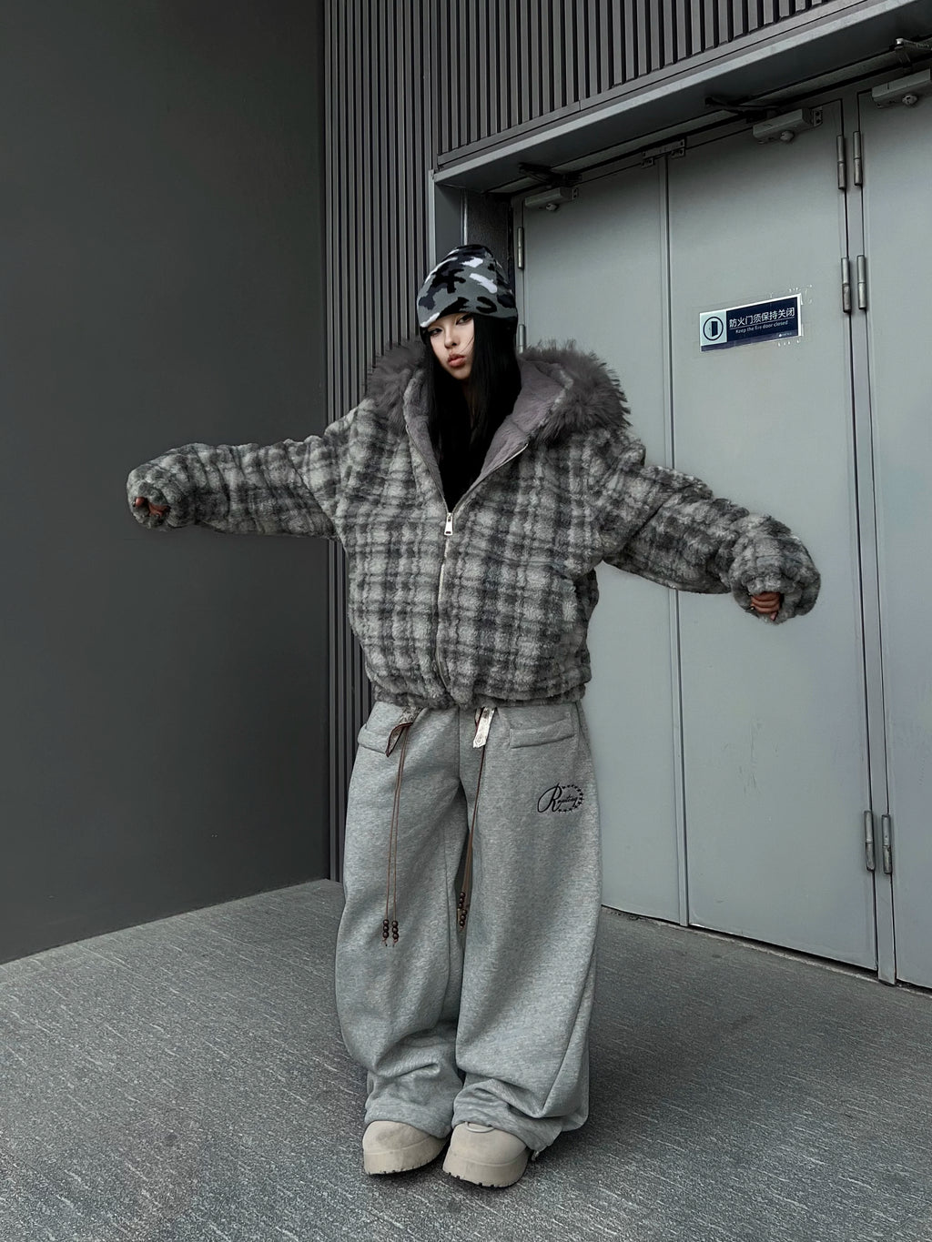 TR BRUSHHIFT American scarves, waistbands, flannel, curved sword guard pants, jazz dance style, wide leg casual pants, trendy