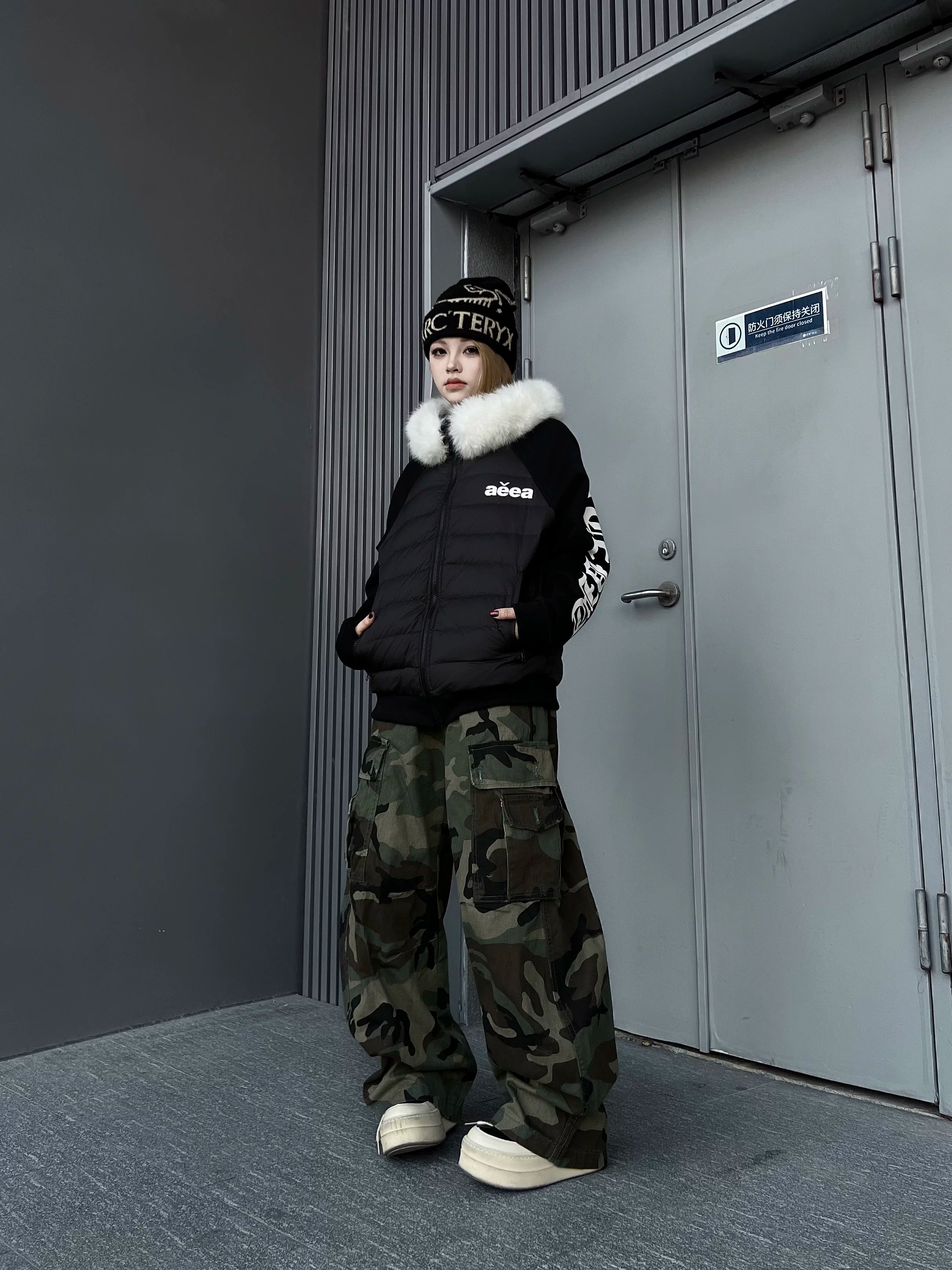 TR BRUSHHIFT American Trendy Brand Neutral Curved Knife Work Pants Street Loose Large Pocket Wide Leg Casual Pants