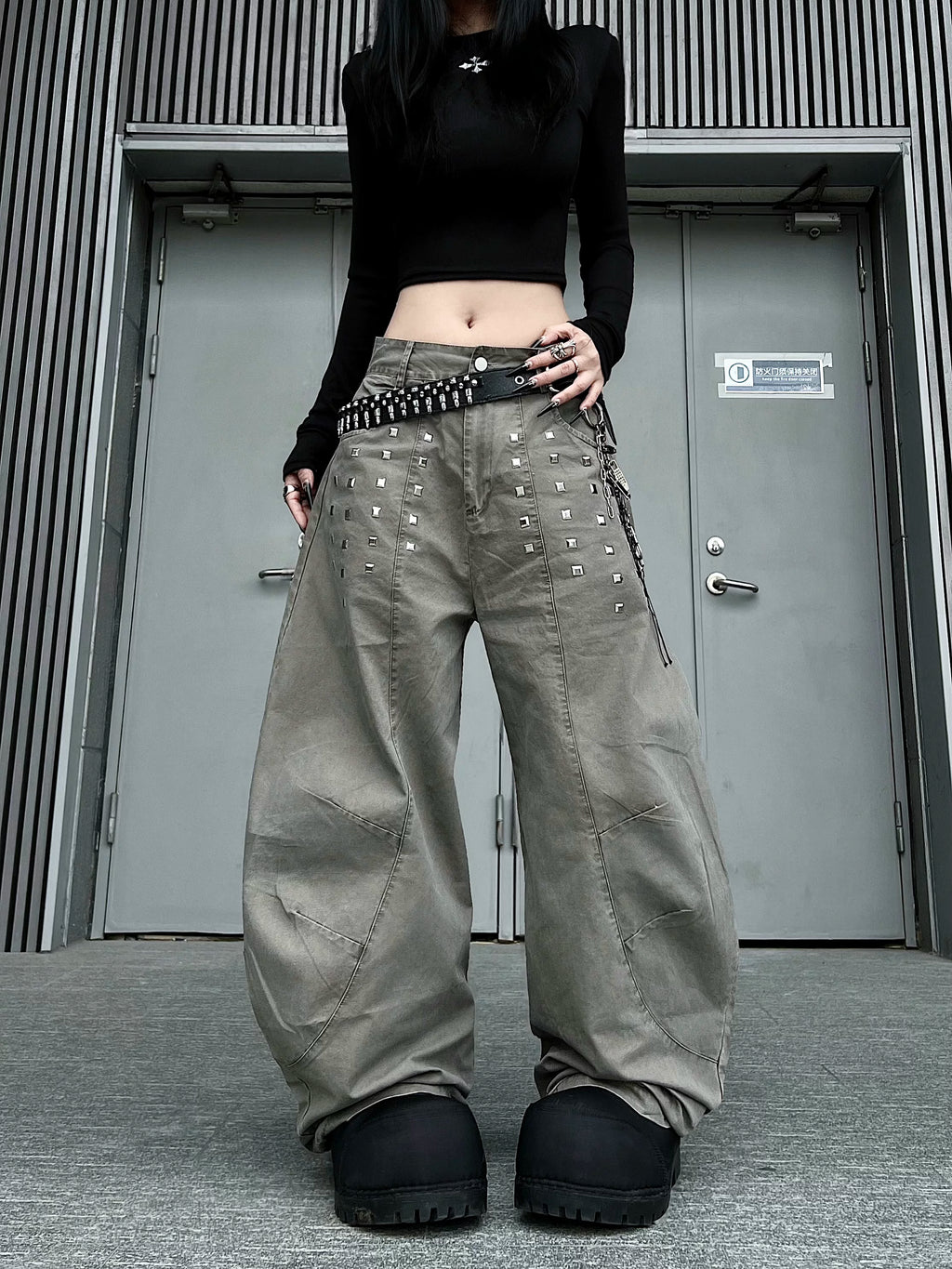 TR BRUSHHIFT Heavy Industry Rivet Deconstruction Splicing Bent Knife Jeans American Loose Floor Wide Leg Pants