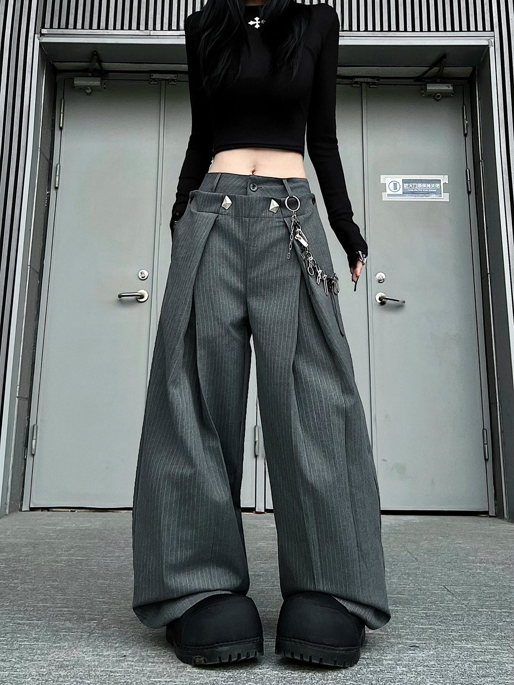 TR BRUSHHIFT double waisted pleated A-line wide leg striped trousers for men and women, loose hanging casual pants