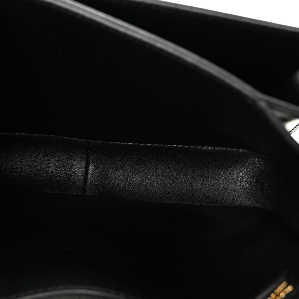 Shiny Calfskin Medium Triomphe Black