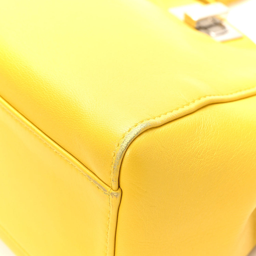 Nappa Mini Peekaboo Iconic Satchel Limone