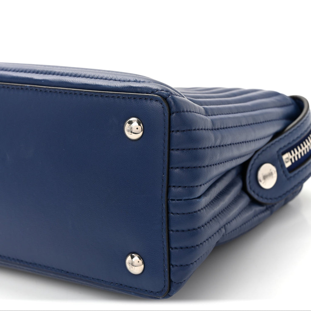 Shiny Nappa Trapuntata Chain Small DotCom Click Chain Satchel Blue