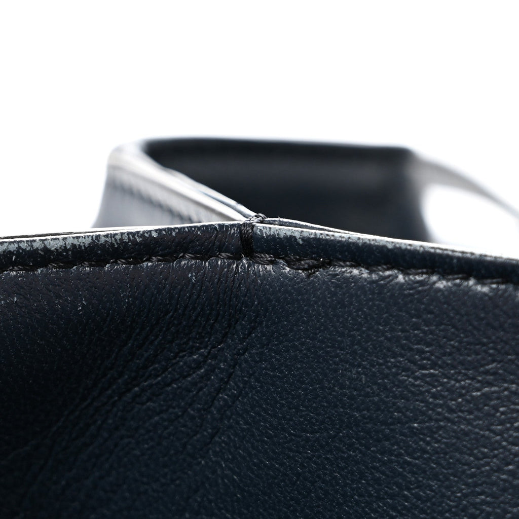 Smooth Calfskin Medium Tabou Navy Blue
