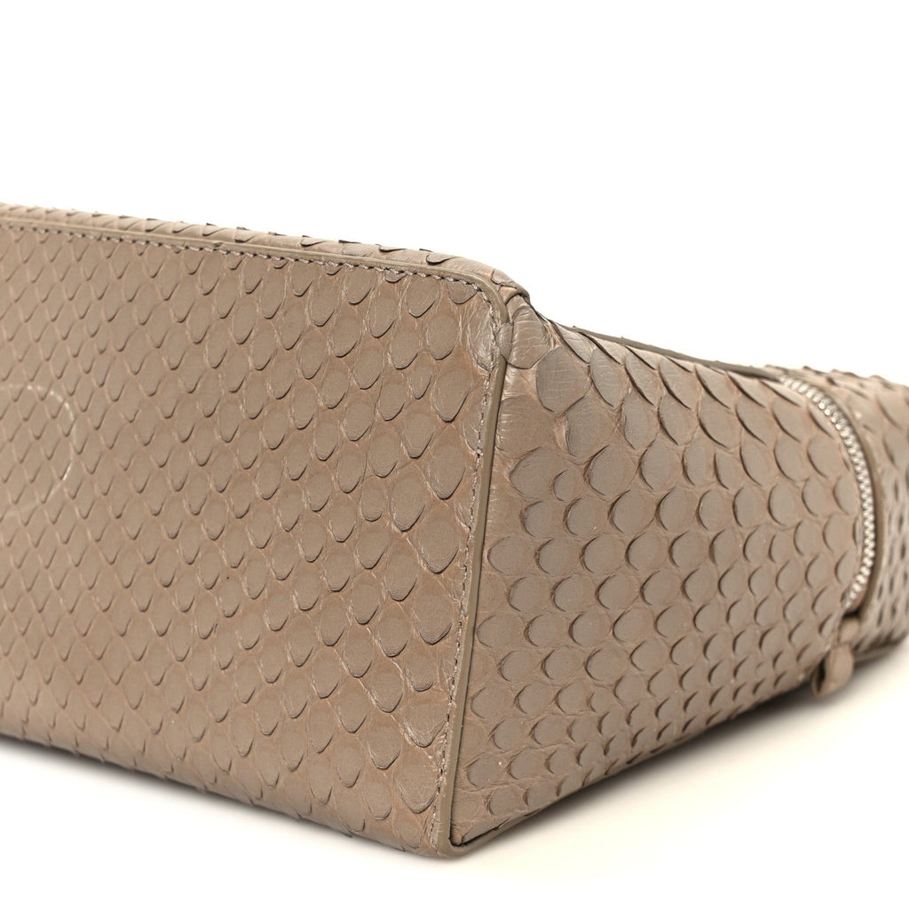 Matte Snakeskin Extra Pocket L27 Grey